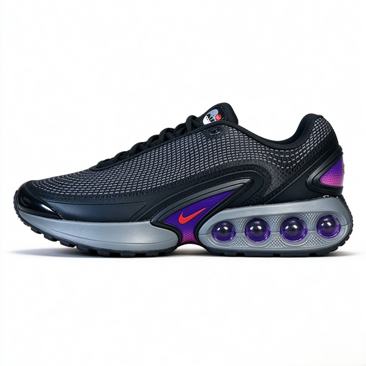 AM DN Sneakers