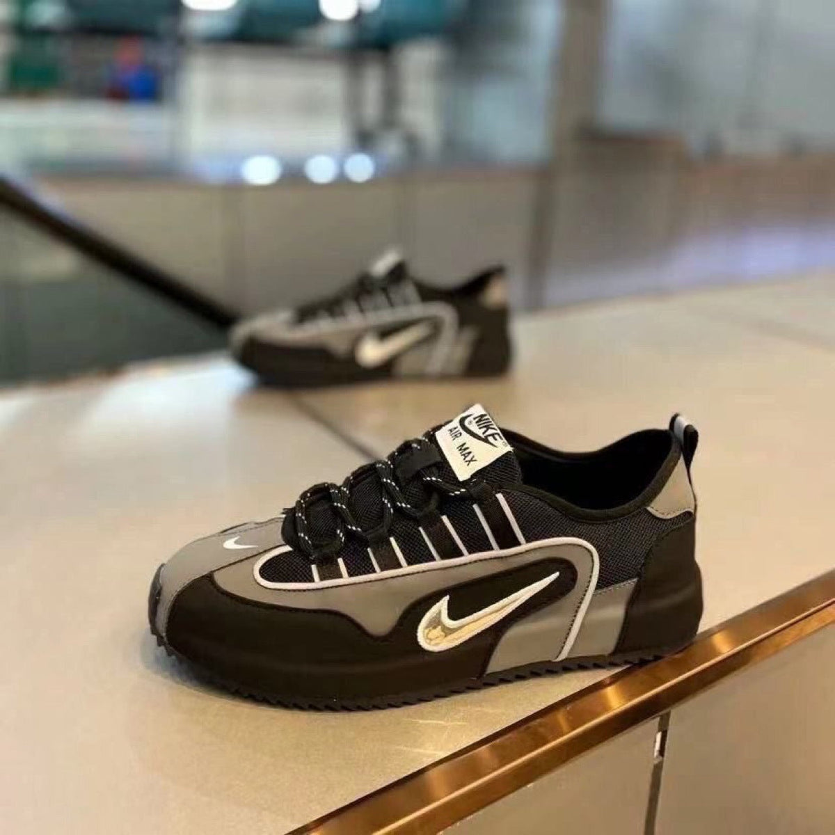 AM 90 Essential Men's Sneakers