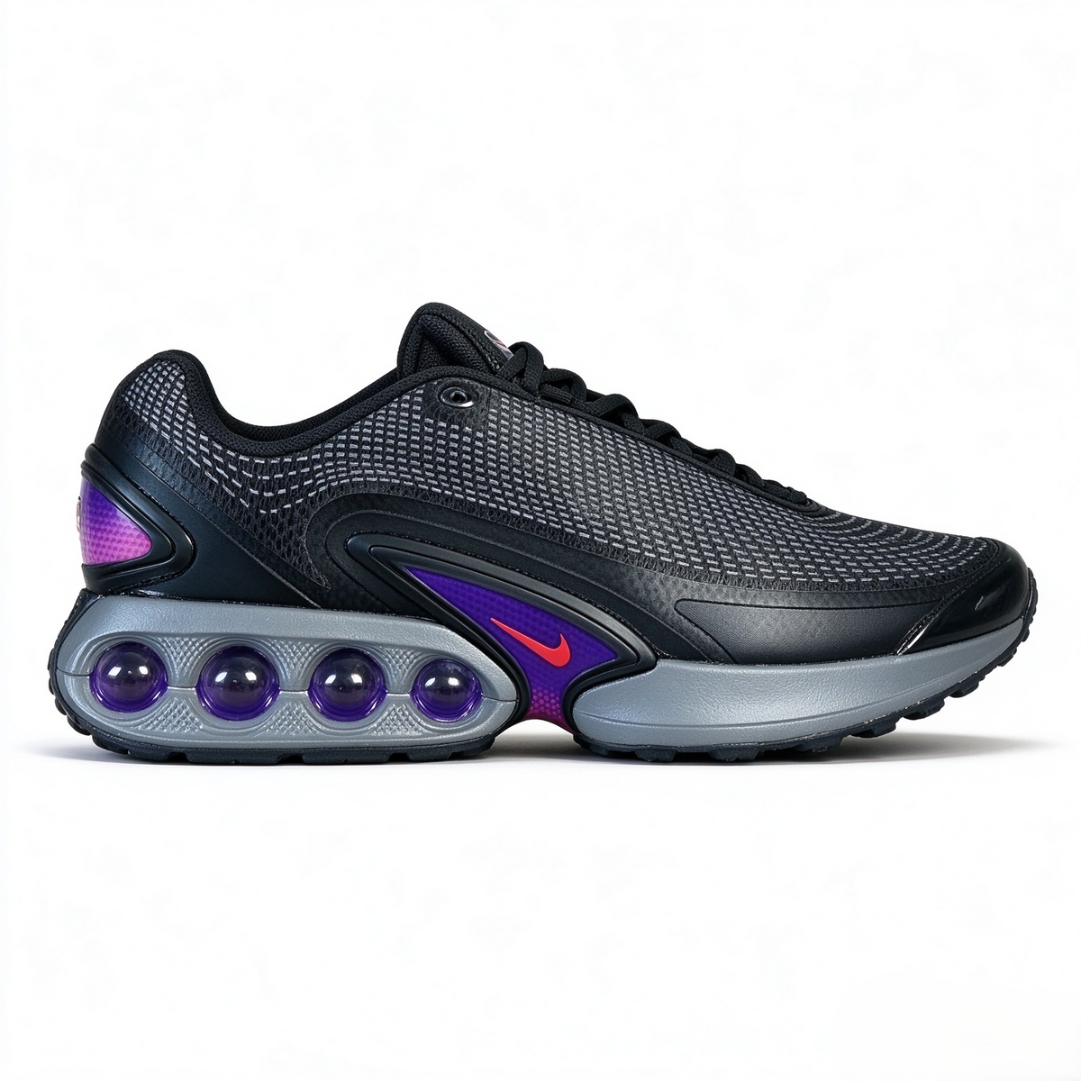 AM DN Sneakers